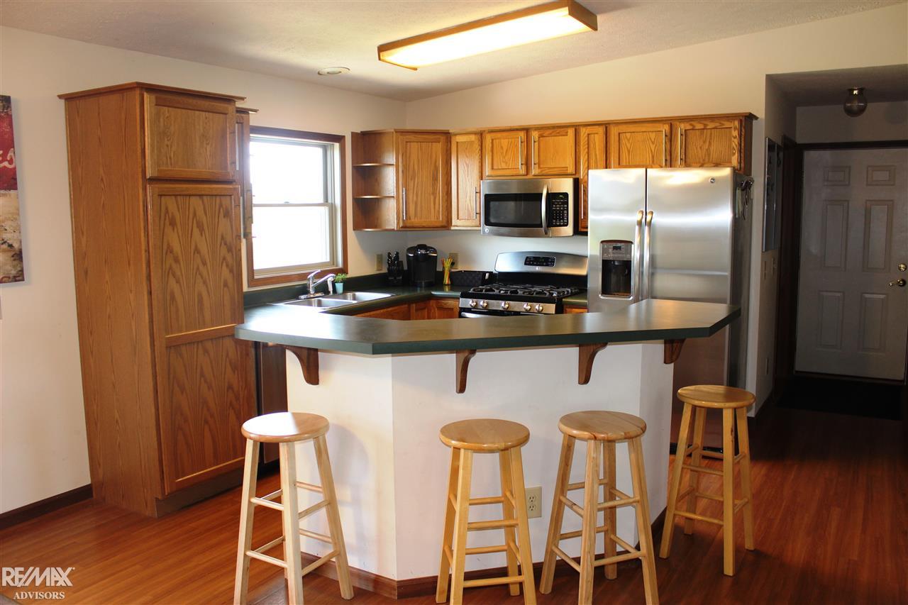 10178 Weber Road Columbus, MI 48063 - Photo 8 of 21 31322266-7.JPG
