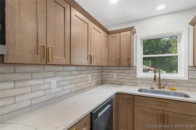 $295,000 | 6530 Highway 50, North Vernon, IN 47265