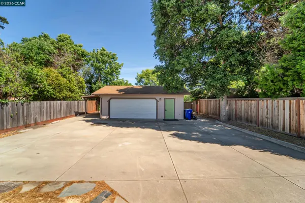 $615,000 | 2929 Howard Street, Richmond, CA 94804