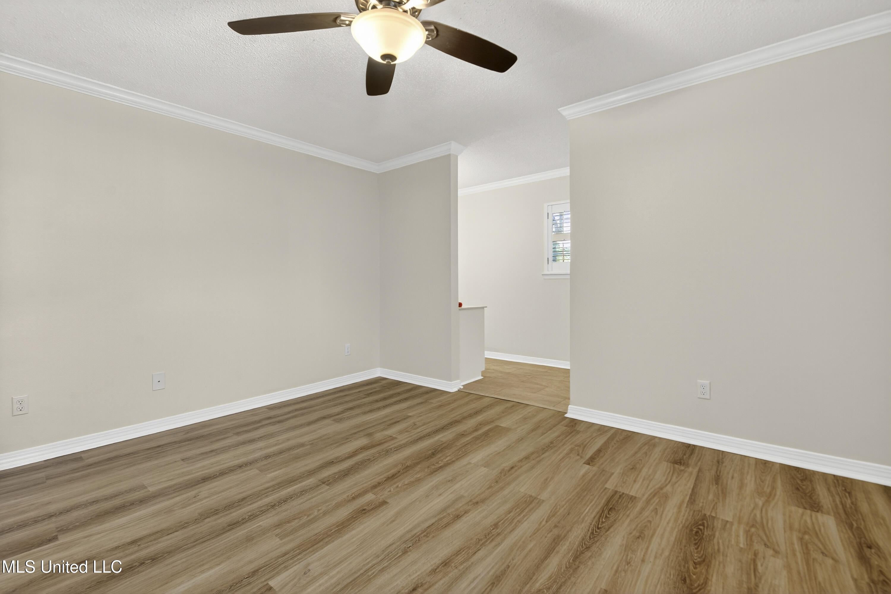 2560 Old Bay Road Biloxi, MS 39531 - Photo 13 of 30 011