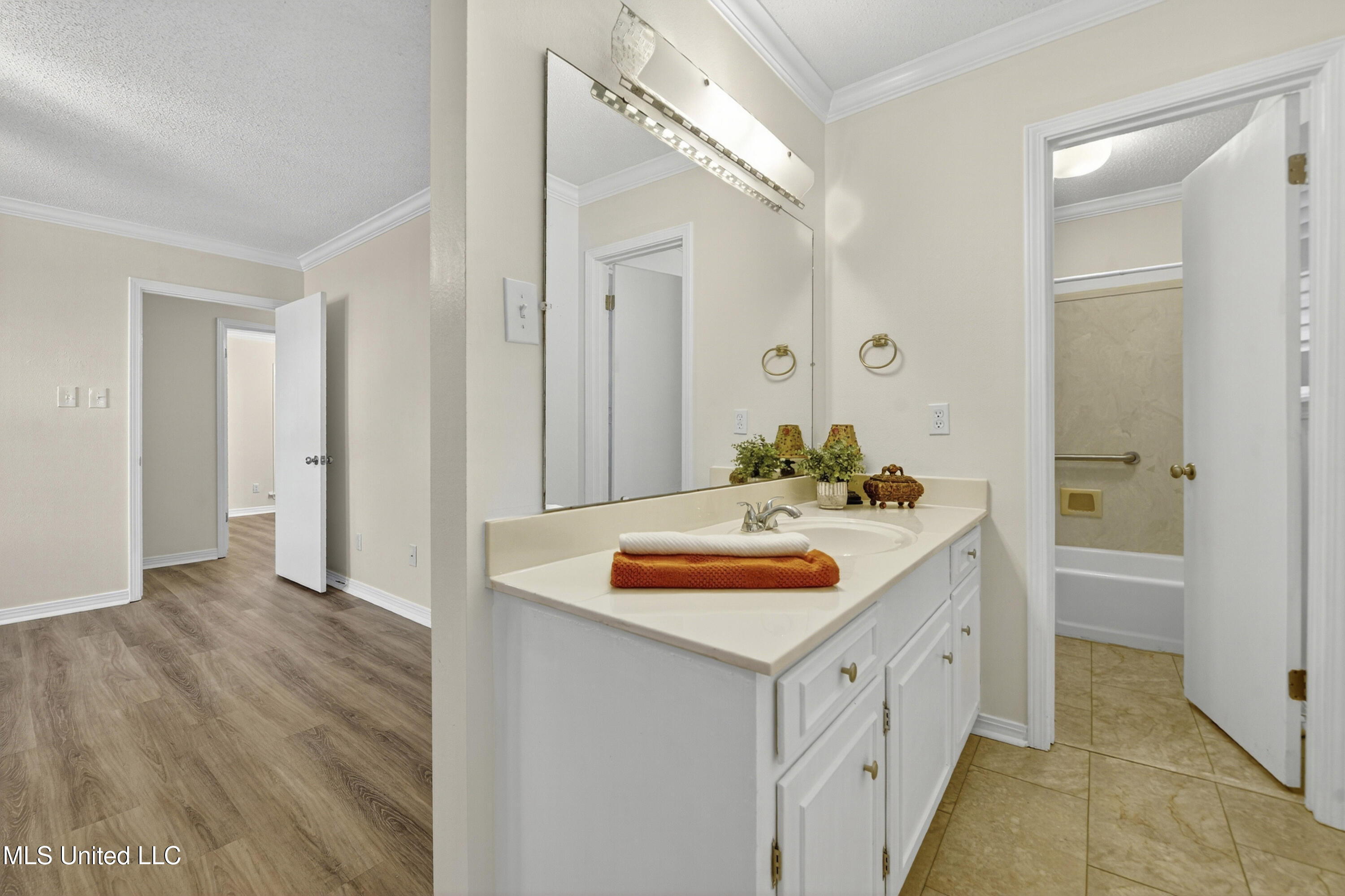 2560 Old Bay Road Biloxi, MS 39531 - Photo 14 of 30 012