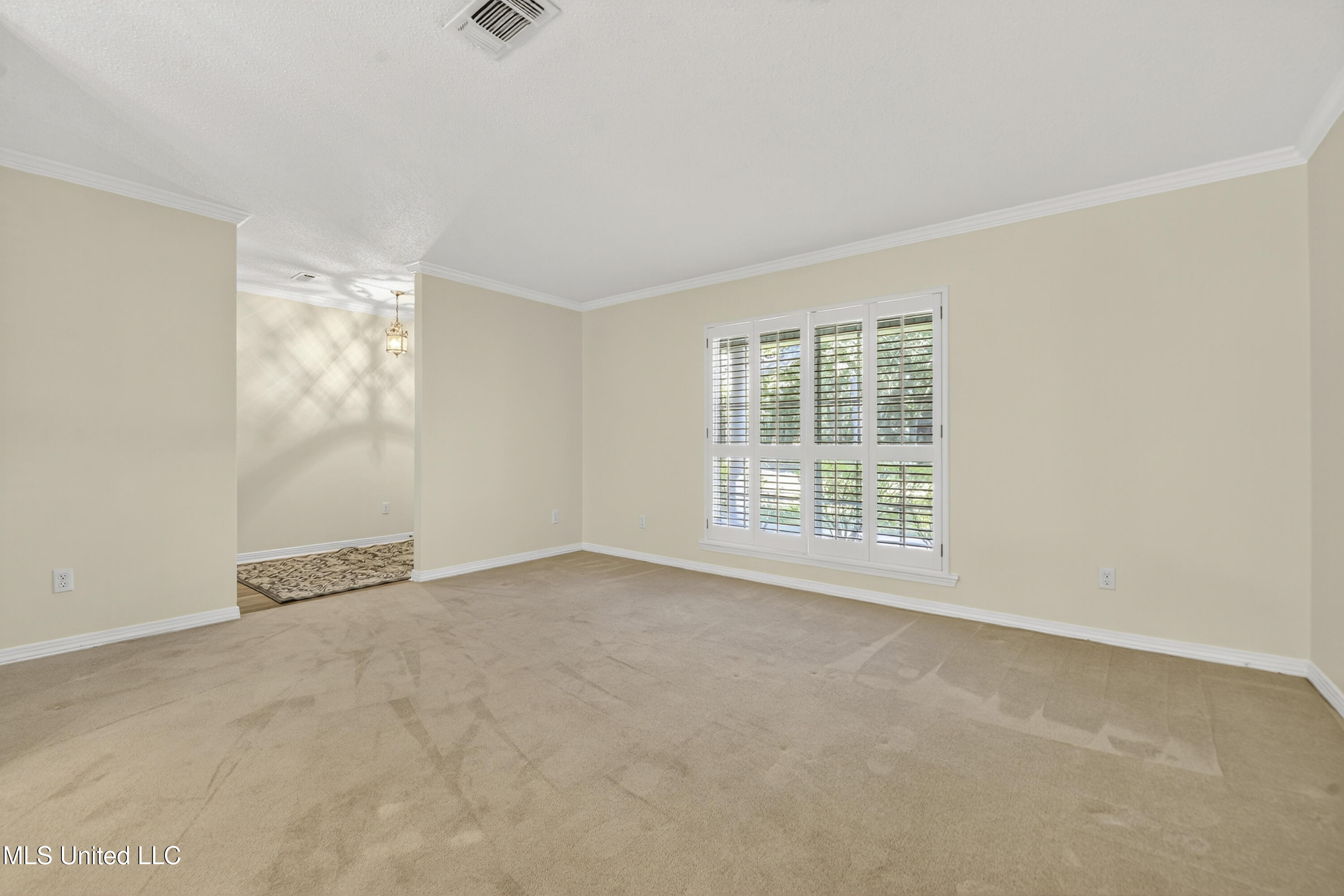 2560 Old Bay Road Biloxi, MS 39531 - Photo 7 of 30 005