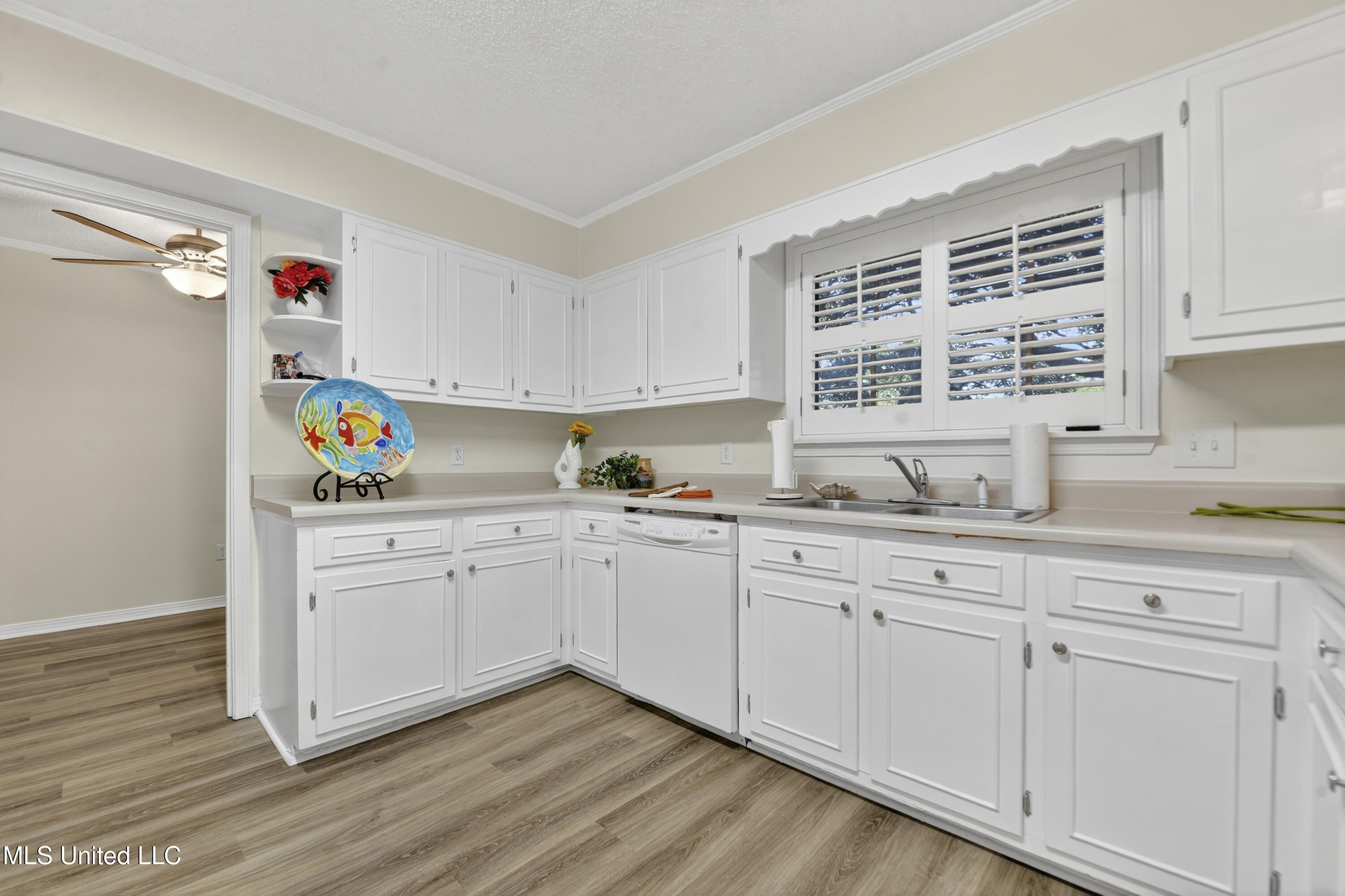 2560 Old Bay Road Biloxi, MS 39531 - Photo 10 of 30 008