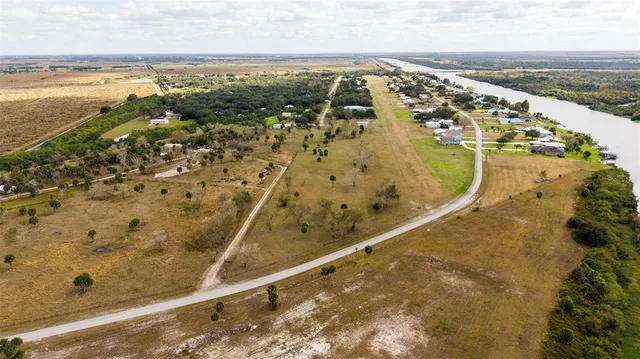 $450,000 | Southwest 144th Parkway, Okeechobee, FL 34974