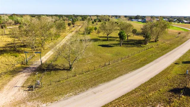 $450,000 | Southwest 144th Parkway, Okeechobee, FL 34974