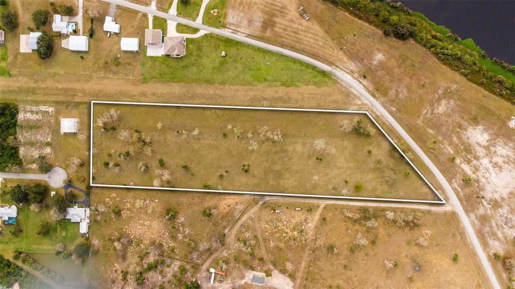 Southwest 144th Parkway Okeechobee, FL 34974 - Photo 16 of 21