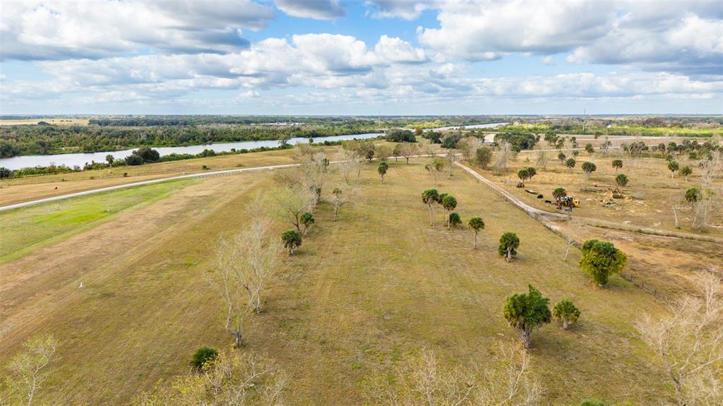 Southwest 144th Parkway Okeechobee, FL 34974 - Photo 19 of 21