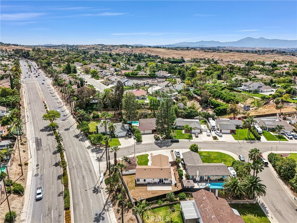 2111 Whitestone Drive Riverside, CA 92506 - Photo 31 of 48