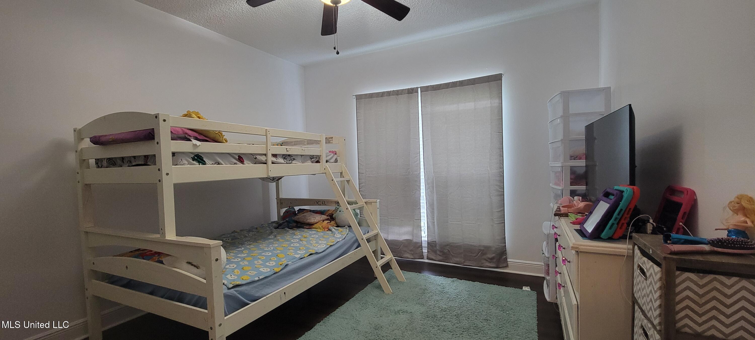 5715 Anoai Way Diamondhead, MS 39525 - Photo 18 of 23 20250818_114053