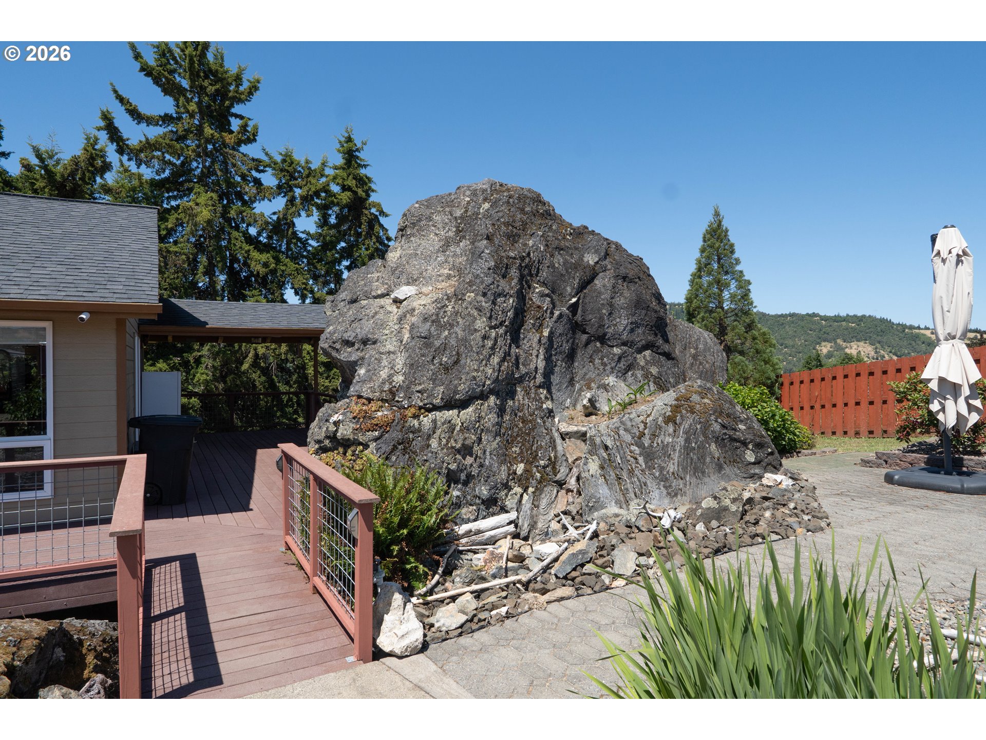 445 Rolling Hills Road Roseburg, OR 97471 - Photo 3 of 48