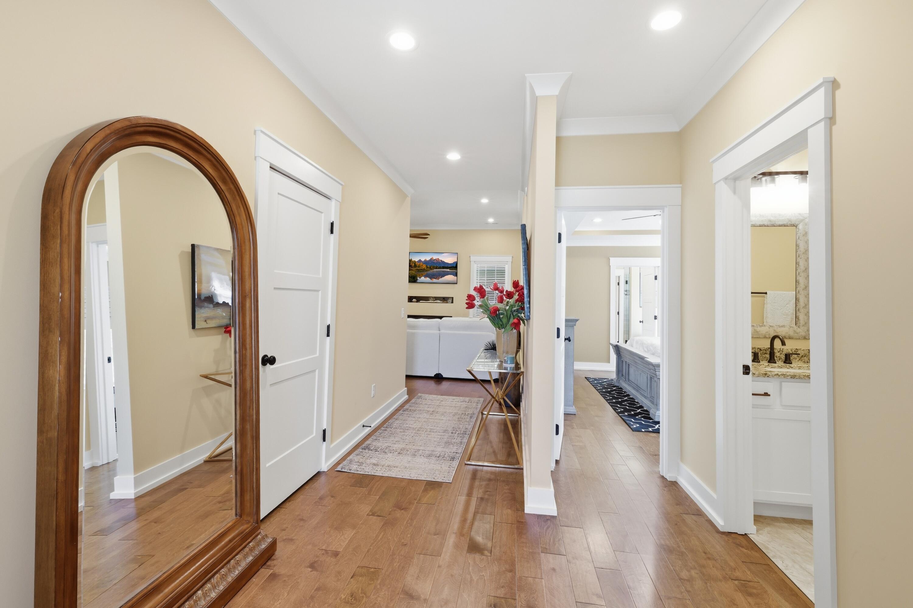 6871 Carnell Way Chattanooga, TN 37421 - Photo 5 of 31 Foyer