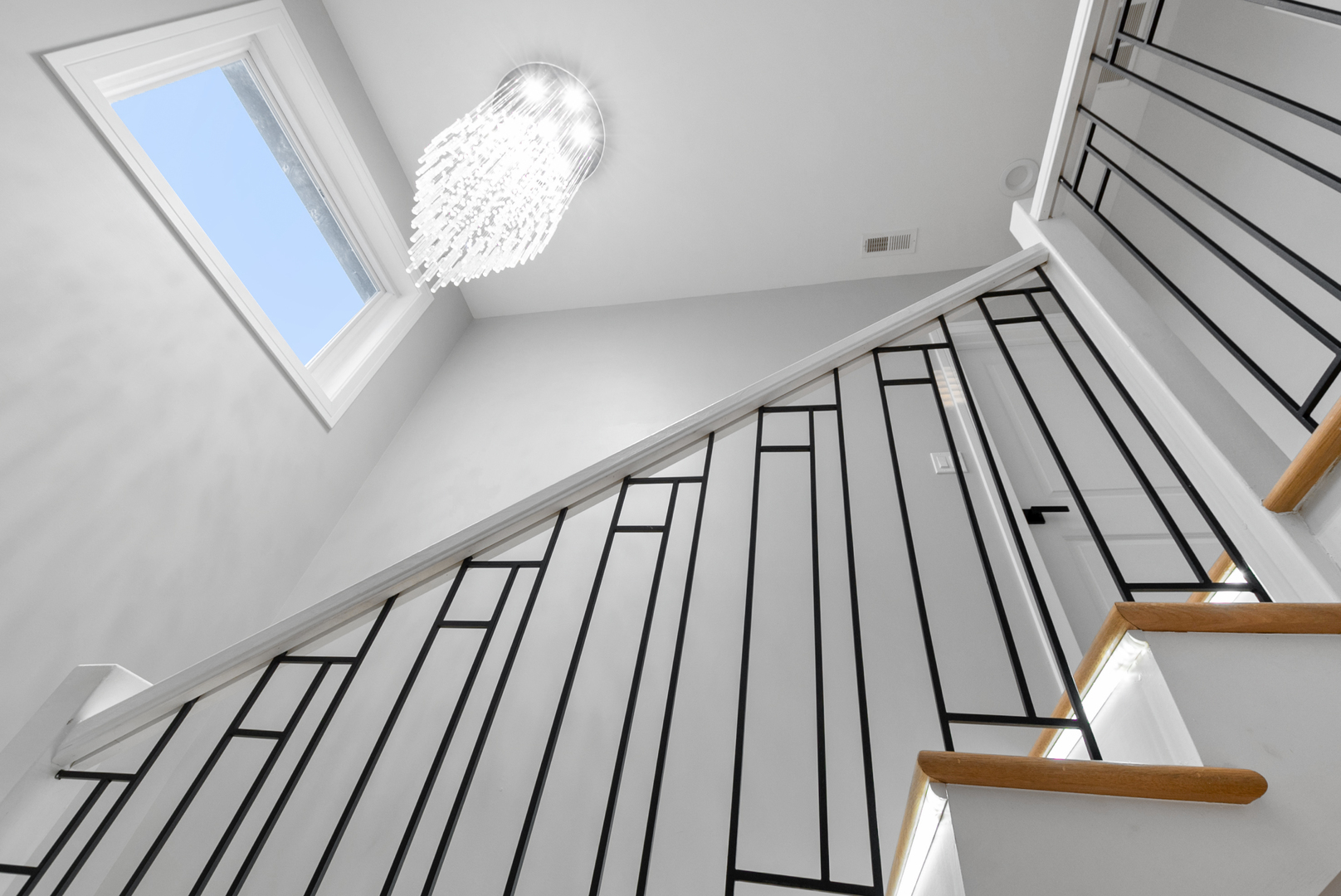 7727 South Roberts Road Bridgeview, IL 60455 - Photo 16 of 36 a view of entryway