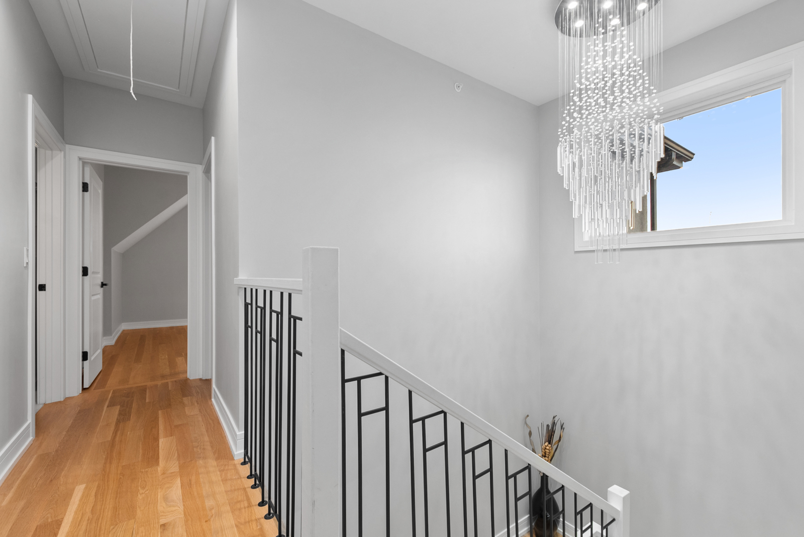 7727 South Roberts Road Bridgeview, IL 60455 - Photo 17 of 36 a view of a hallway with windows