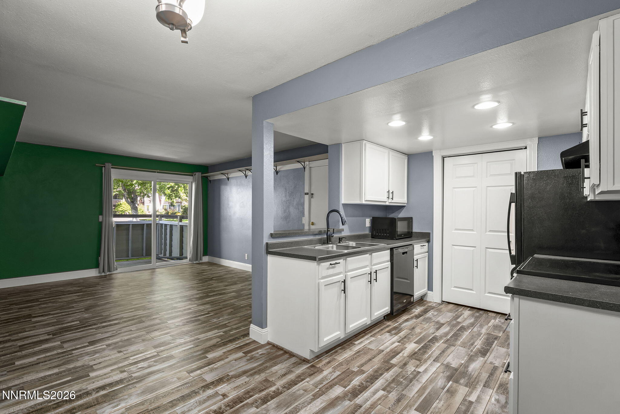 7680 Bluestone Drive, Unit 401 Reno, NV 89511 - Photo 8 of 23 9-web-or-mls-_DSC0032
