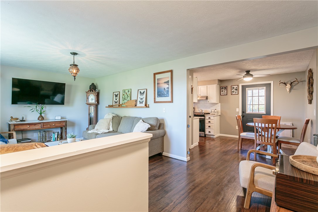 3082 Groth Road Murray, NY 14470 - Photo 6 of 44