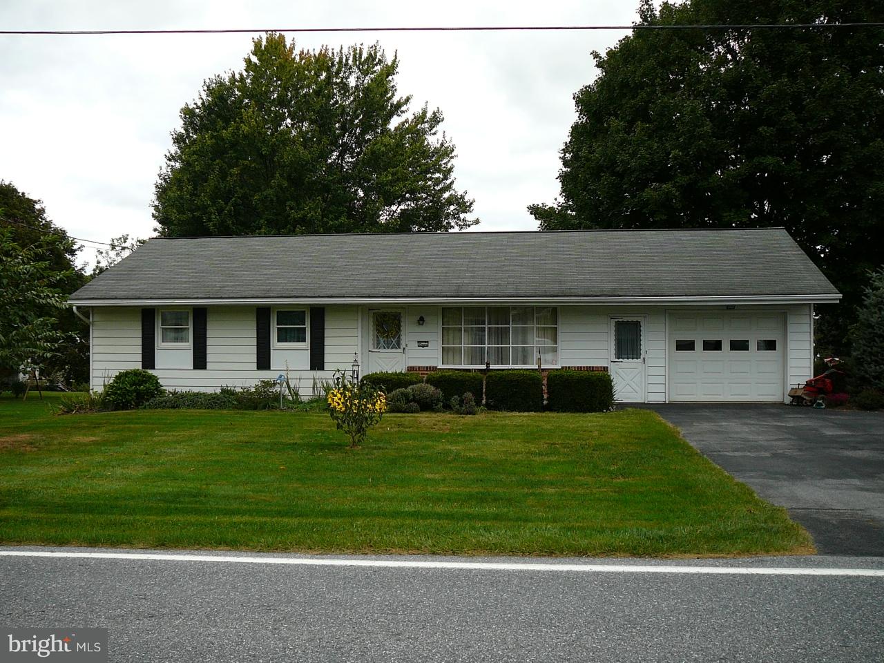 1639 Campus Road Elizabethtown, PA 17022 - Photo 1 of 23