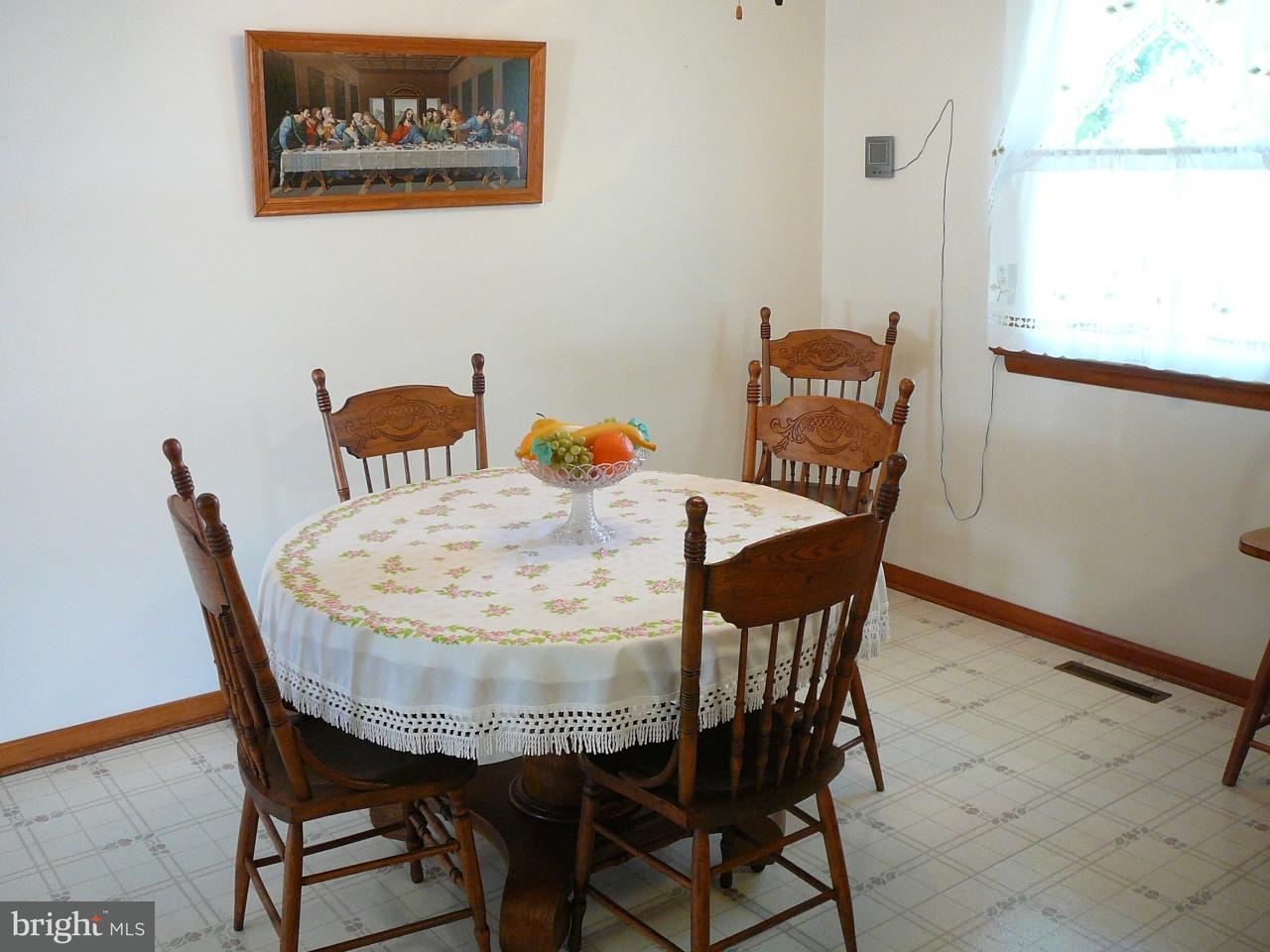 1639 Campus Road Elizabethtown, PA 17022 - Photo 5 of 23