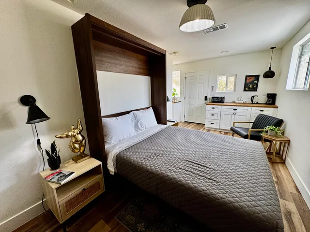 $1,895,000 | 59800 Onaga Trail, Joshua Tree, CA 92252