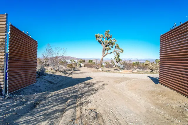 $1,895,000 | 59800 Onaga Trail, Joshua Tree, CA 92252