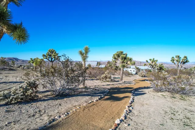 $1,895,000 | 59800 Onaga Trail, Joshua Tree, CA 92252