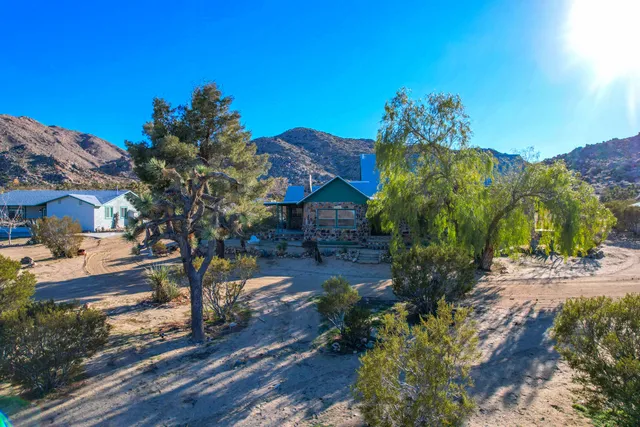 $1,895,000 | 59800 Onaga Trail, Joshua Tree, CA 92252