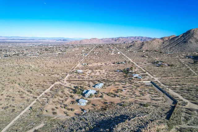 $1,895,000 | 59800 Onaga Trail, Joshua Tree, CA 92252