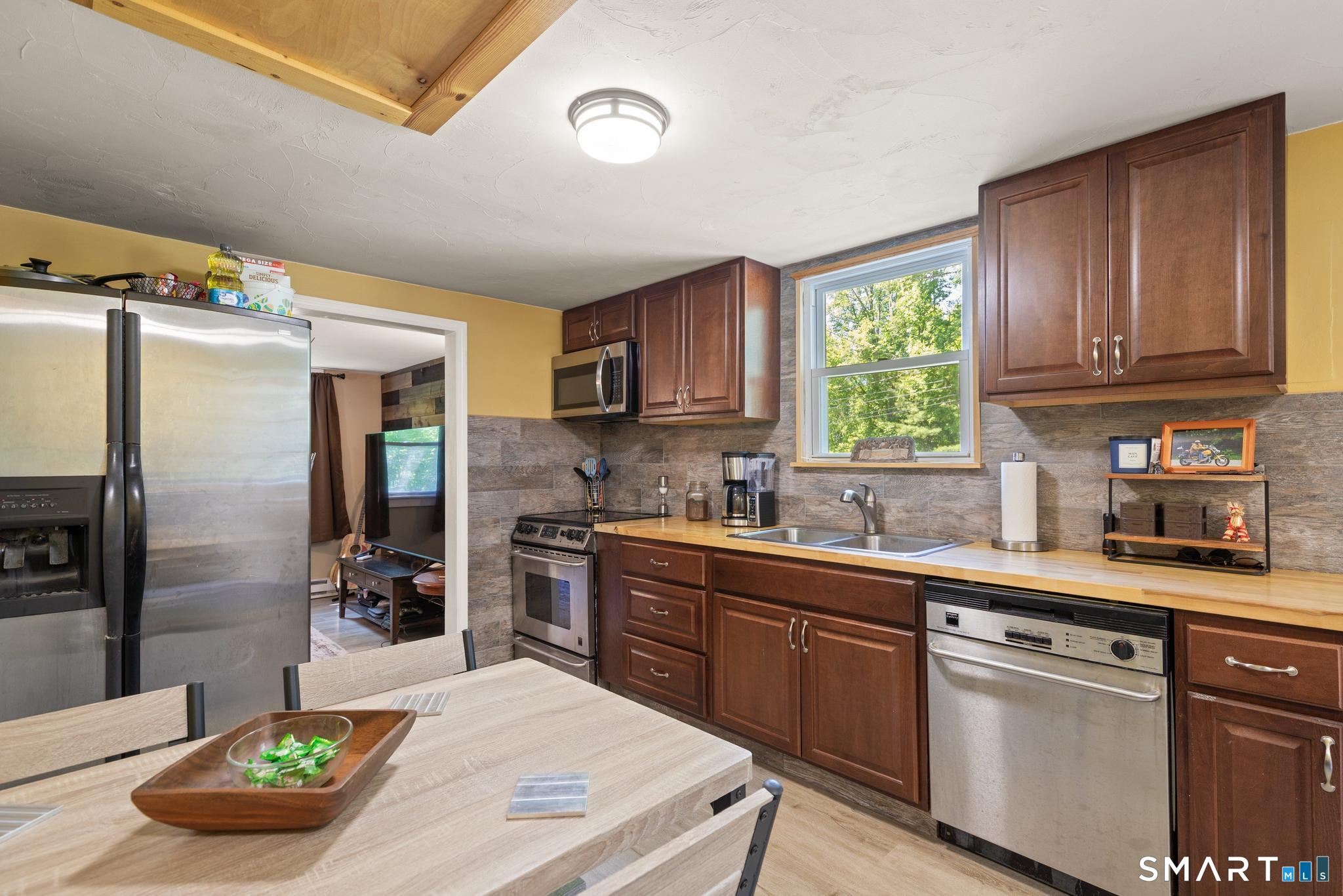 16 Baker Street Killingly, CT 06239 - Photo 9 of 23
