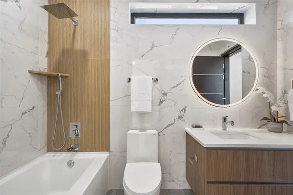 $899,000 | 3206 Marshall Avenue, Lago Vista, TX 78645