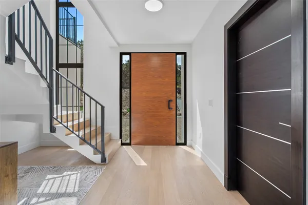 $899,000 | 3206 Marshall Avenue, Lago Vista, TX 78645