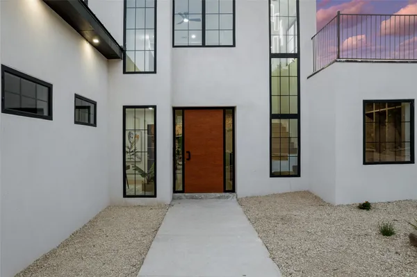 $899,000 | 3206 Marshall Avenue, Lago Vista, TX 78645