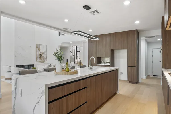 $899,000 | 3206 Marshall Avenue, Lago Vista, TX 78645