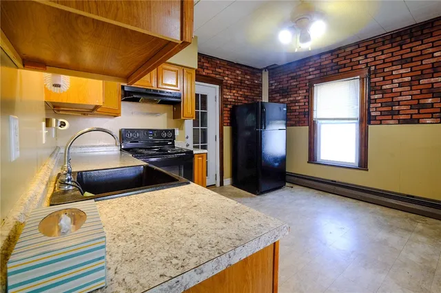 $61,999 | 374 Pennsylvania Avenue, Elmira, NY 14904