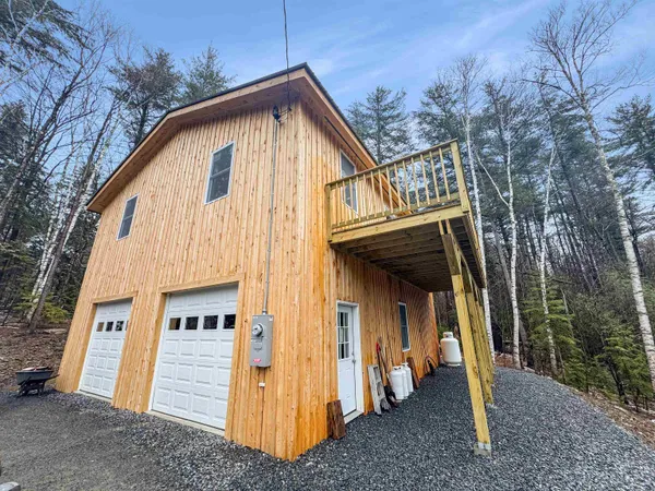 $399,000 | 1511 East Dover Road, Wardsboro, VT 05355