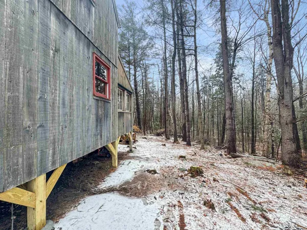$399,000 | 1511 East Dover Road, Wardsboro, VT 05355