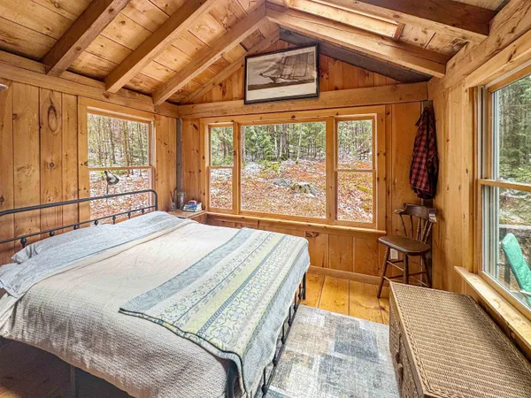 $399,000 | 1511 East Dover Road, Wardsboro, VT 05355