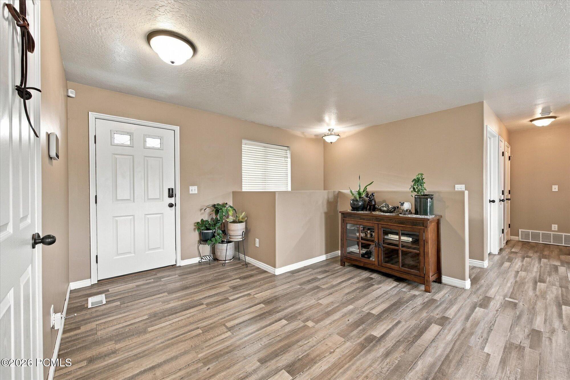 5243 Riata Circle Oakley, UT 84055 - Photo 8 of 63 Gallery Image 8
