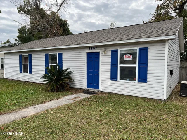 $1,450 | 1251 Oak Avenue, Panama City, FL 32401