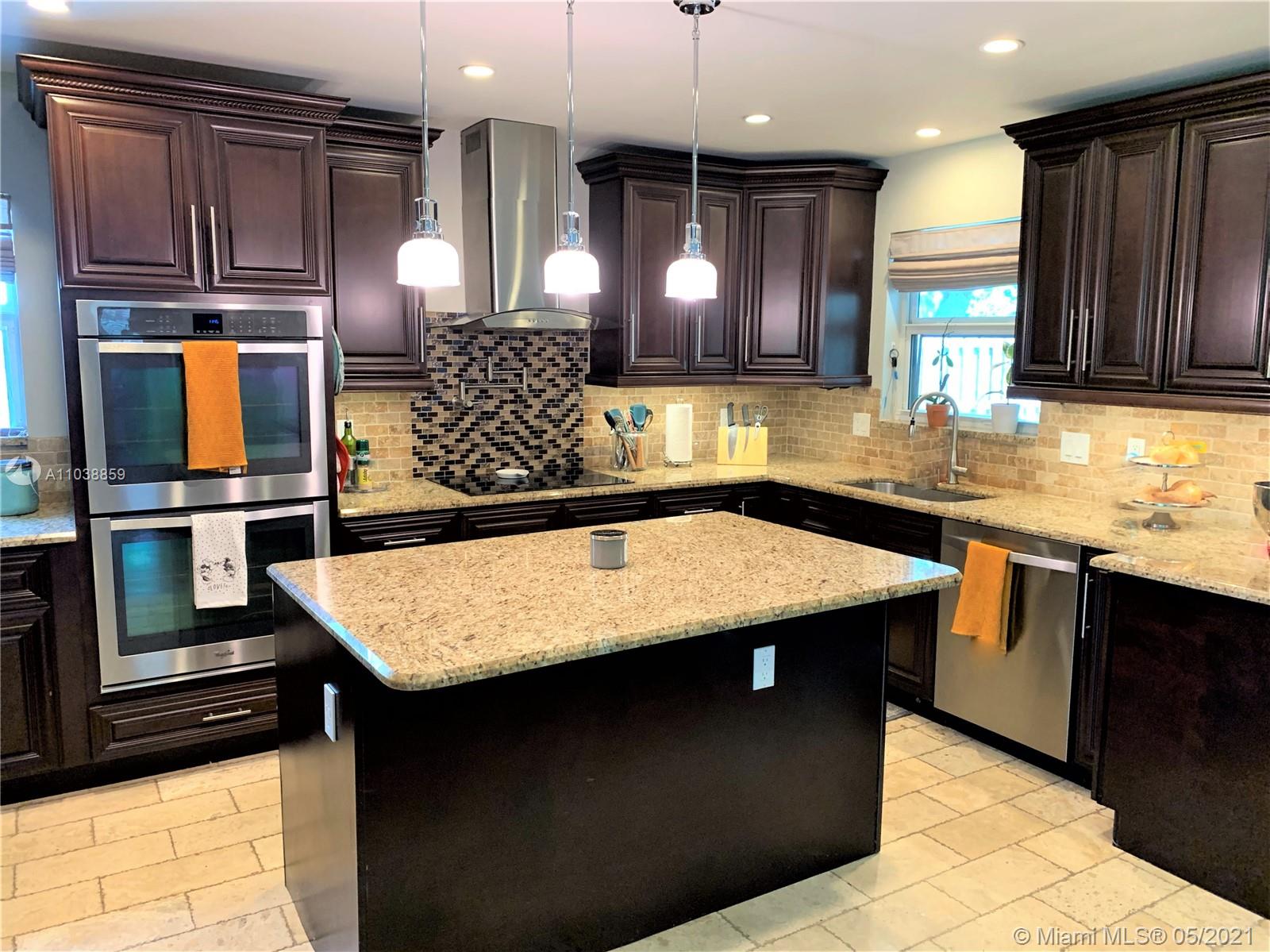 3325 Harding Street Hollywood, FL 33021 - Photo 2 of 22