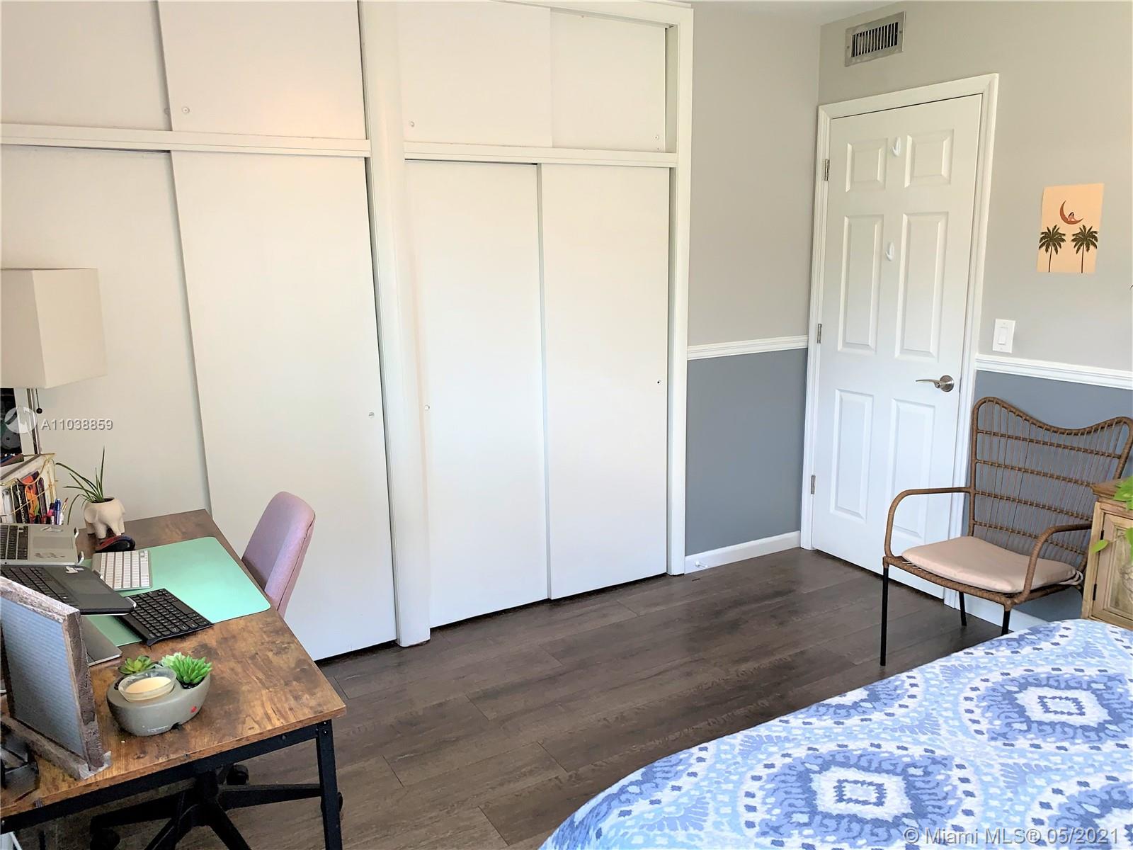 3325 Harding Street Hollywood, FL 33021 - Photo 12 of 22