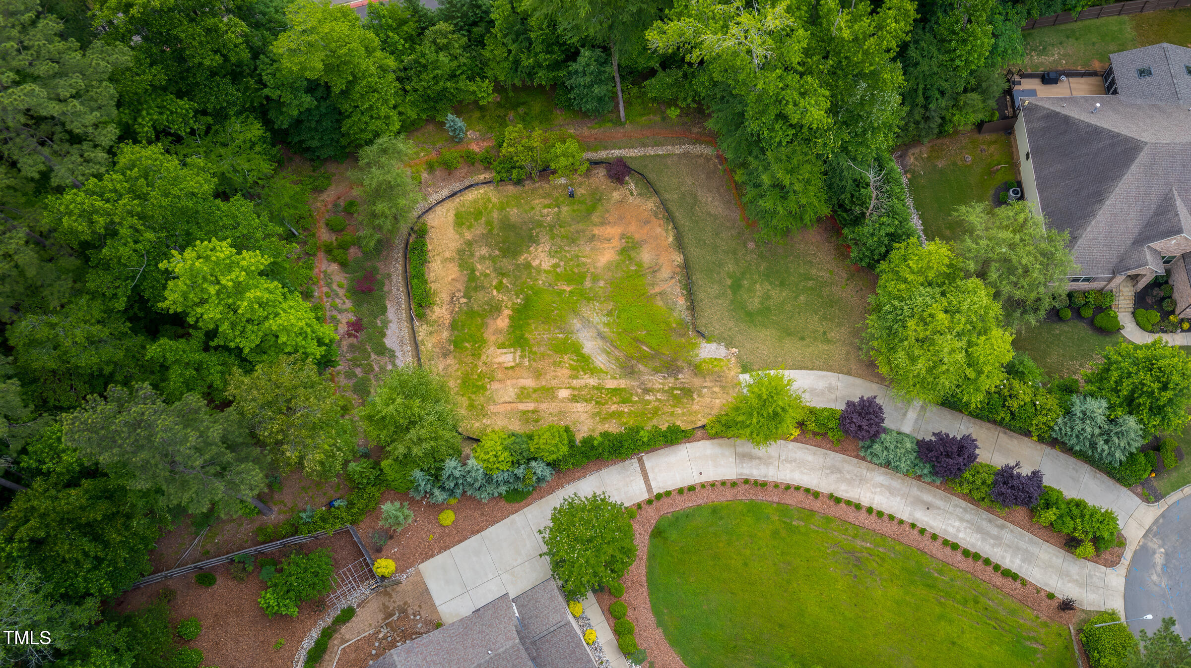 3129 Umstead View Drive Raleigh, NC 27607 - Photo 13 of 17 3125 Umstead 07 DeLynda Cook