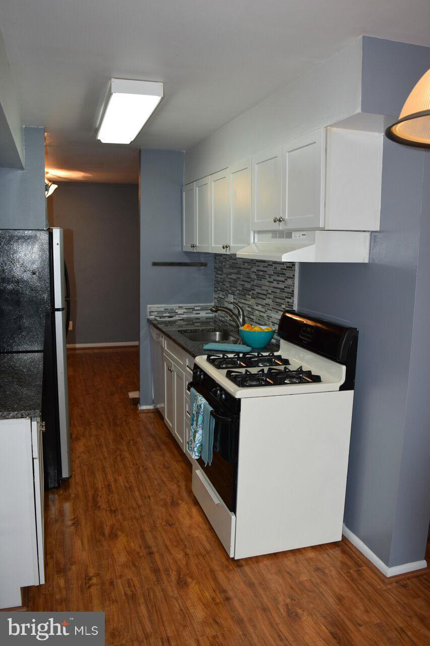 8312 Tobin Road, Unit 13 Annandale, VA 22003 - Photo 7 of 24 Kitchen