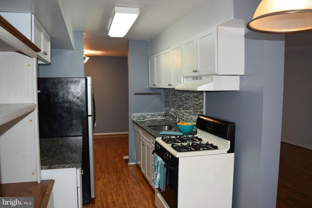 8312 Tobin Road, Unit 13 Annandale, VA 22003 - Photo 8 of 24 Kitchen