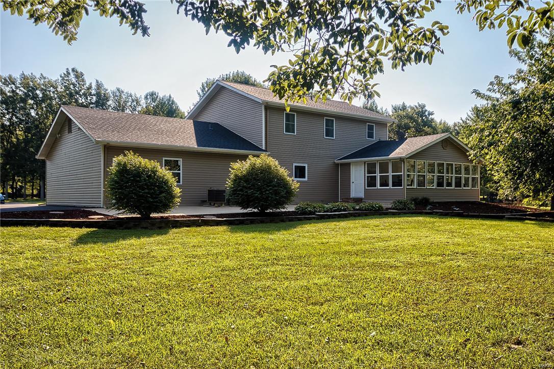 4747 South Hazel Road Edwardsville, IL 62025 - Photo 6 of 46