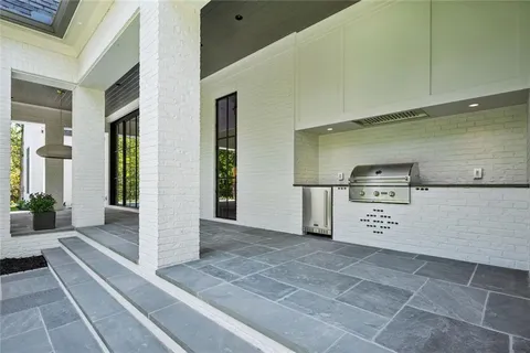 $8,500,000 | 4715 Northside Drive Northwest, Atlanta, GA 30327