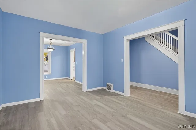 $109,999 | 1957 Whitney Avenue, Niagara Falls, NY 14301