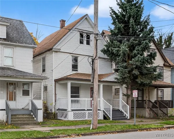 $109,999 | 1957 Whitney Avenue, Niagara Falls, NY 14301