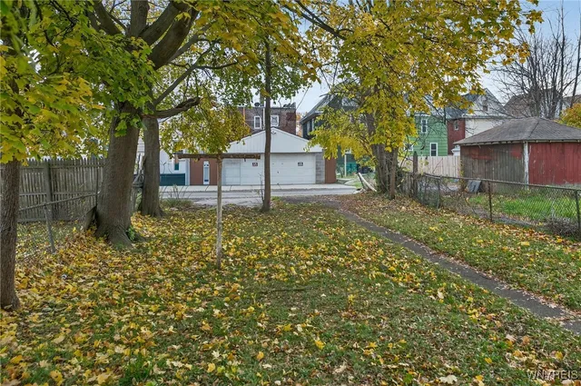 $109,999 | 1957 Whitney Avenue, Niagara Falls, NY 14301