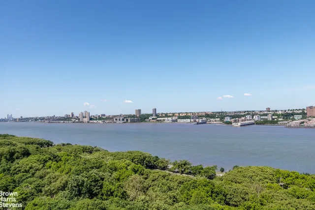 $2,200,000 | 370 Riverside Drive, Unit 15B | Upper West Side