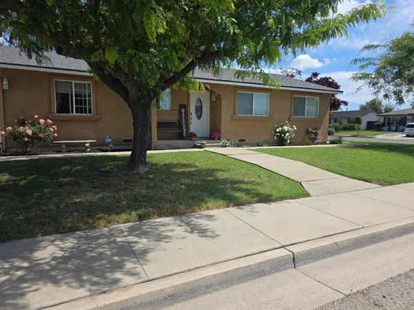 $410,500 | 9852 Margaret Court, Delhi, CA 95315