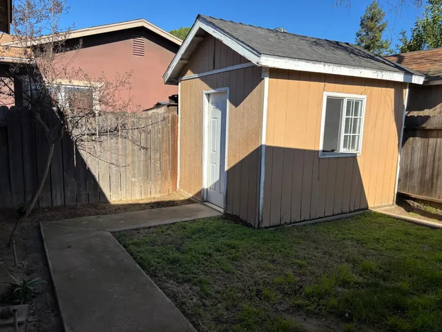 $400,500 | 9852 Margaret Court, Delhi, CA 95315